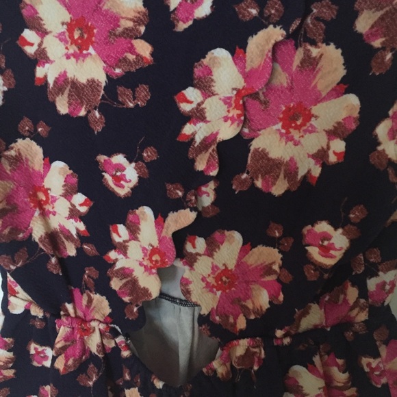 Anthropologie Floral Peplum Top - Picture 4 of 5